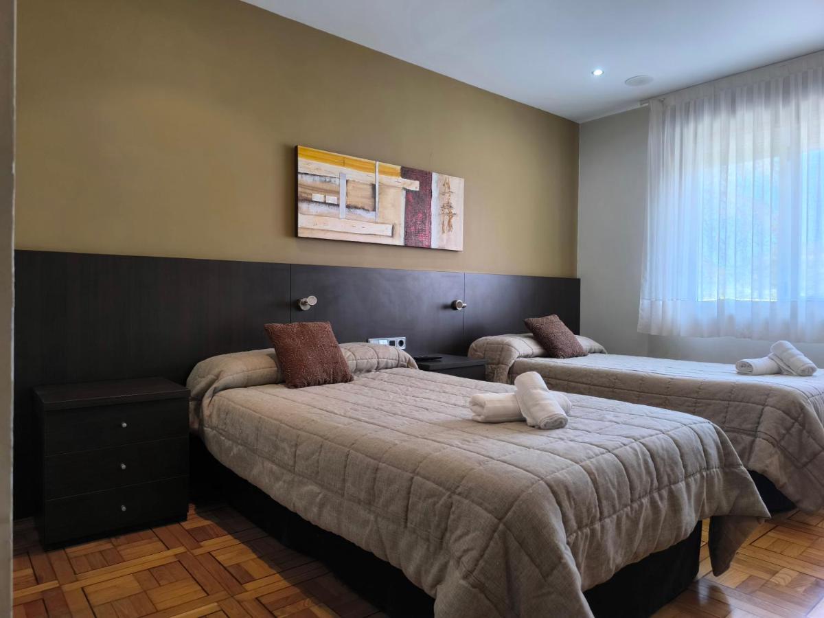 Hotel Santa Barbara Andorra Bagian luar foto