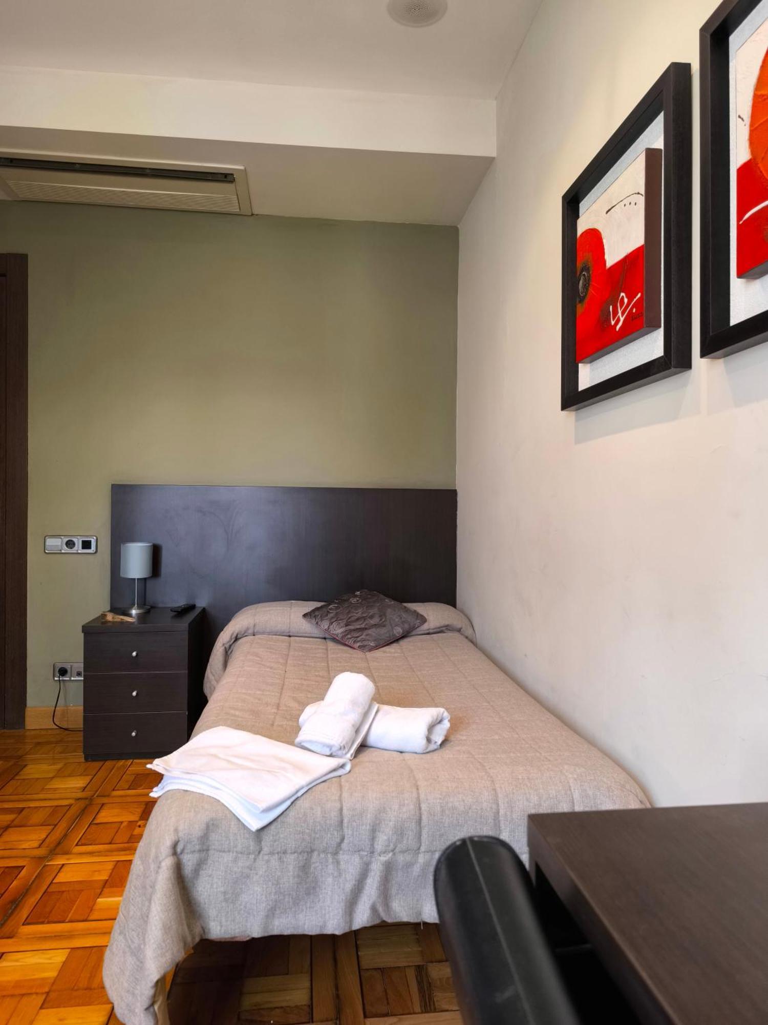 Hotel Santa Barbara Andorra Bagian luar foto